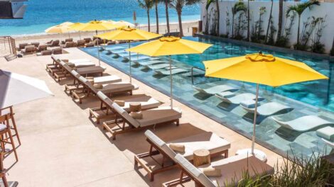 The Fives Oceanfront_pool area-min