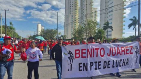 Marcha maestros Cancún