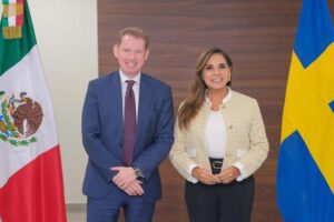 Mara Lezama embajador de Suecia Gunnar Aldén