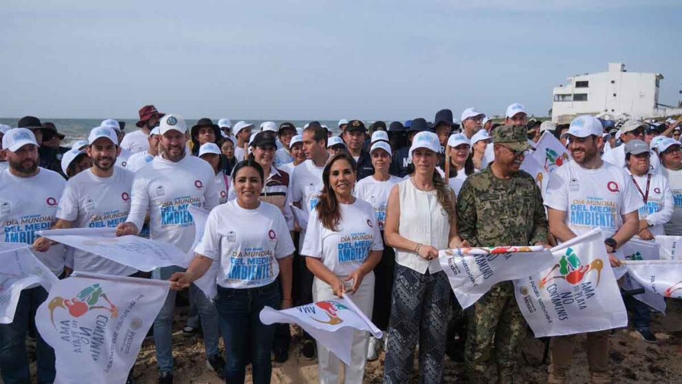 Caribe Mexicano Estrategia de Limpieza de Playas