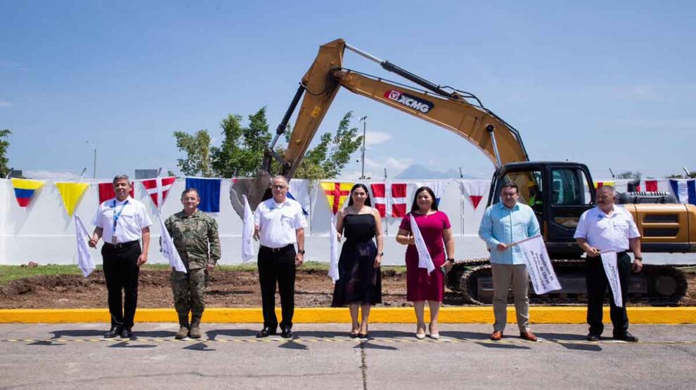 Colima BAnderazo inicio obras modernización aeropuerto