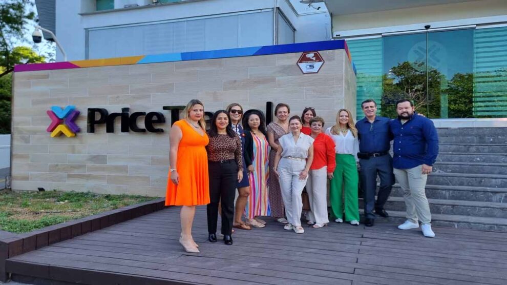 PriceTravel Holding y Visit Orlando en Cancún