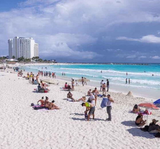 turistas internacionales Cancún