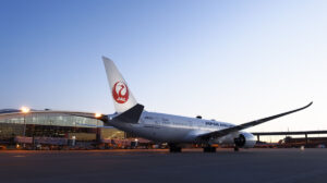 Aeropuerto DFW JAL sunrise taxi