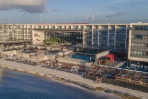 Devossion by Live Aqua Playa del Carmen apertura