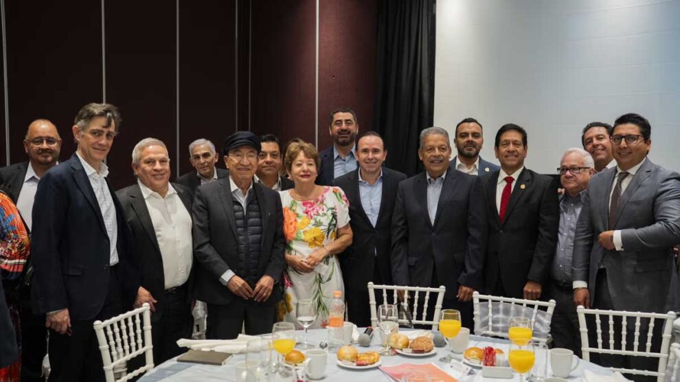 hoteleros reunión con centrales obreras