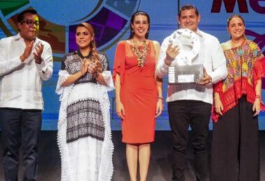 Tianguis Turístico estafeta a Puebla