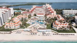 Wyndham Grand Cancún All Inclusive Resort & Villas